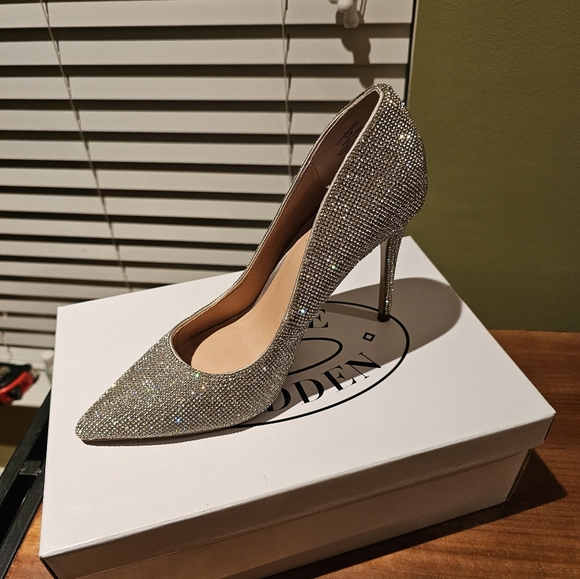 Steve Madden Shoes - Crystal Pump, Steve Madden, Worn Once